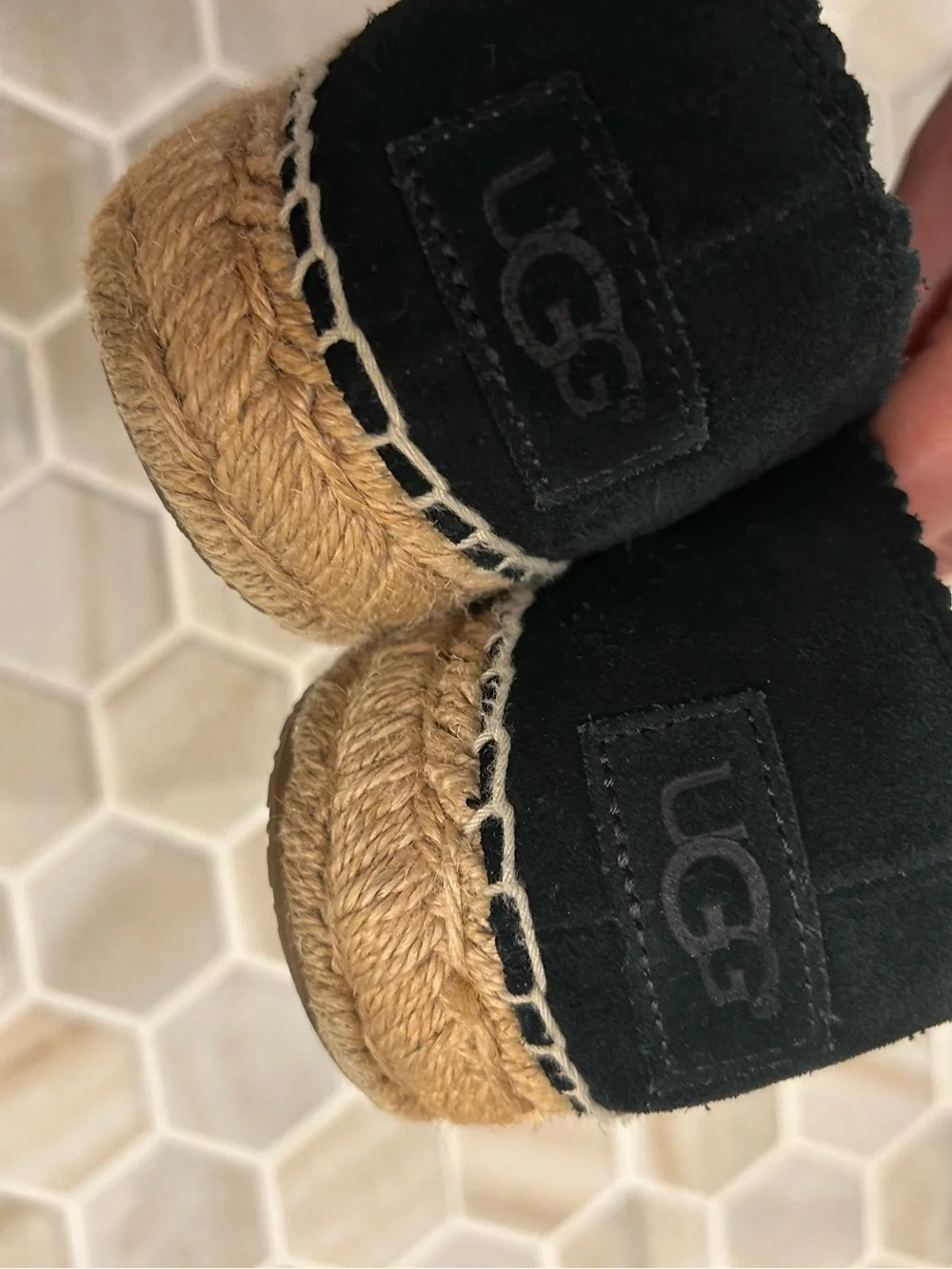 N/A ugg suede